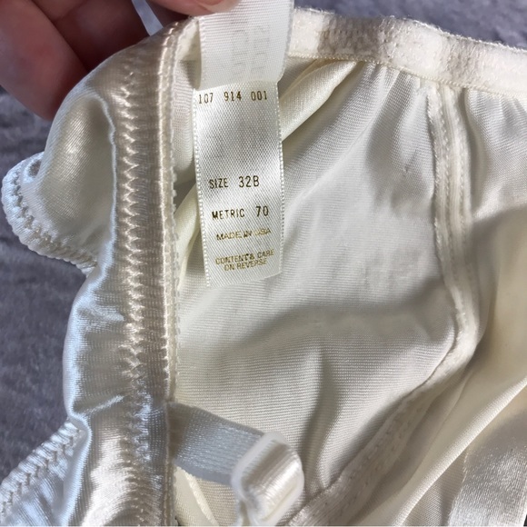 NWOT Gold Label Victoria’s Secret‎ Second Skin Bra Vintage - Picture 4 of 7